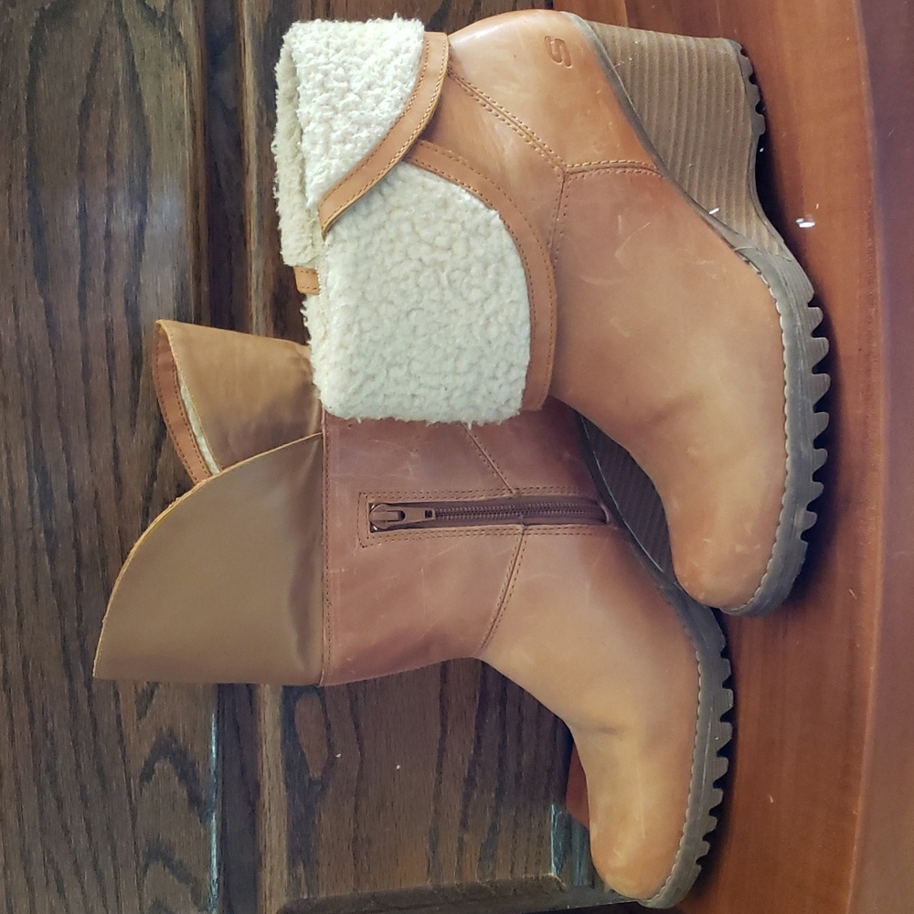 Boots  - Skechers